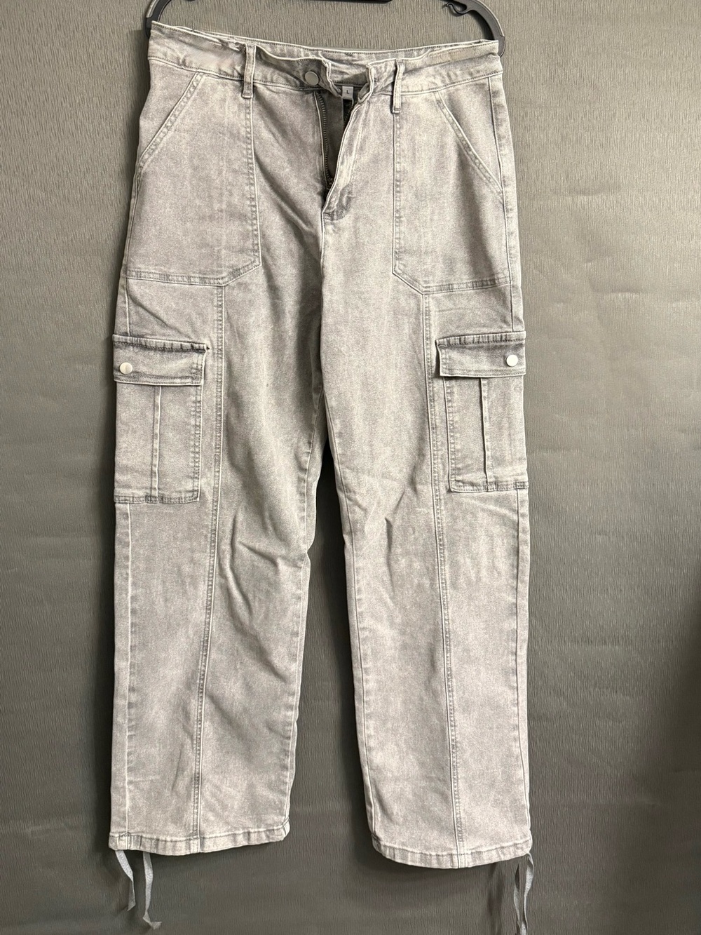 NWT Eddoyee Streetwear Grey Acid Wash Denim Cargo Pants High Rise Size L